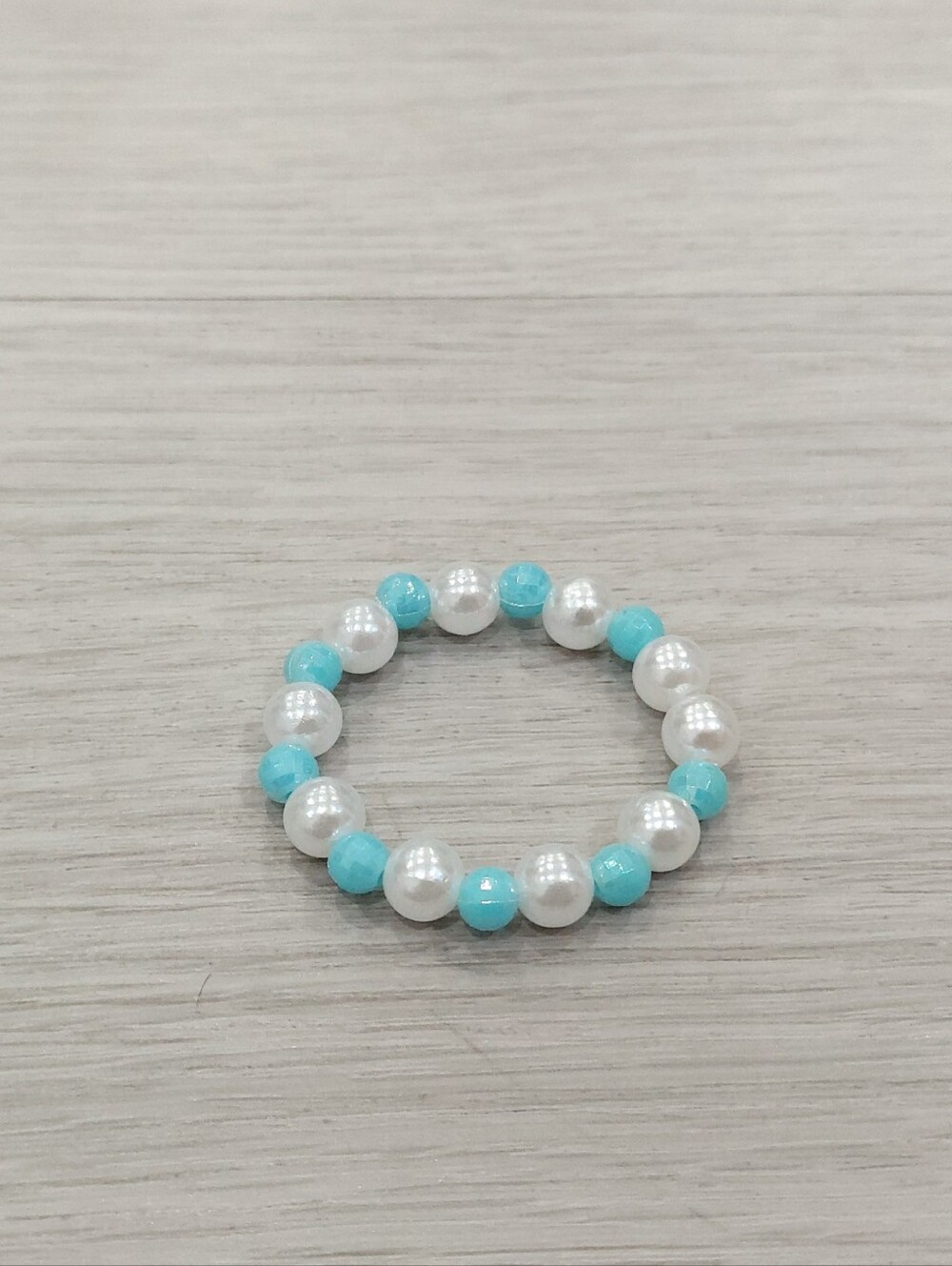 Cute Turquoise And White Bracelet